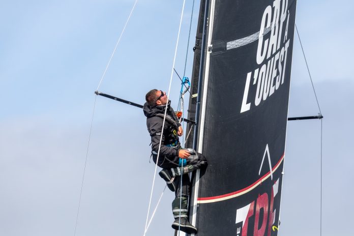 Cape Finisterre puzzle in Solitaire du Figaro