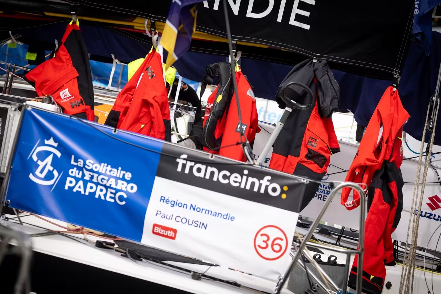 Flat seas and fine-tuning at Vigo