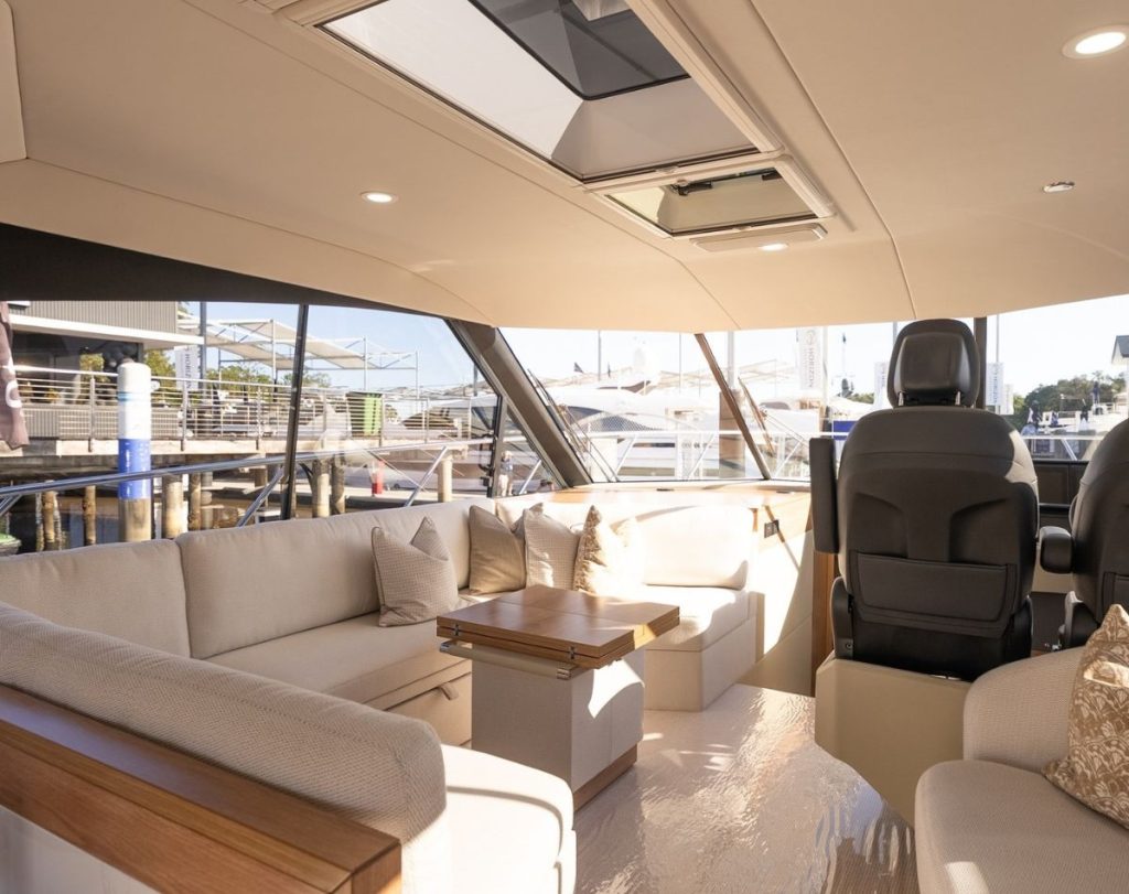 Maritimo S50 Sedan // Maritimo