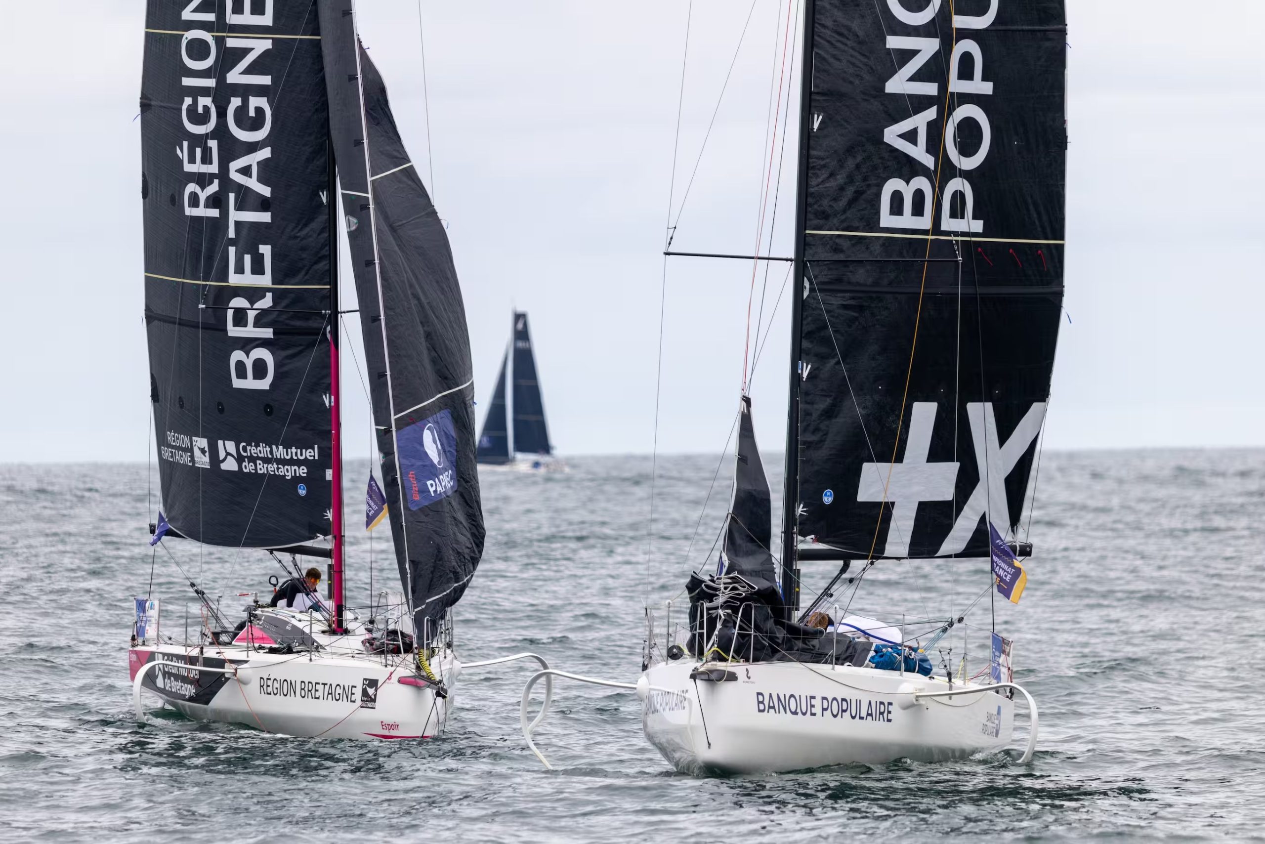 Snapping the BXA waypoint in the Solitaire du Figaro