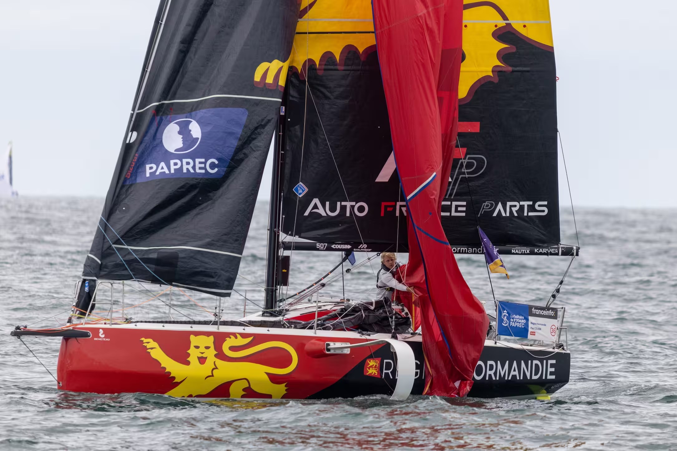 Snapping the BXA waypoint in the Solitaire du Figaro
