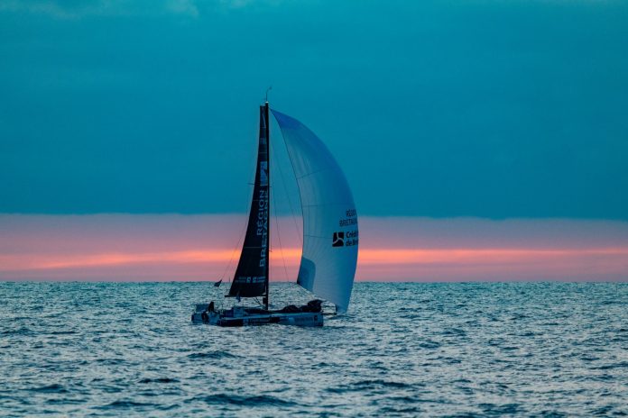 Early battles off Oléron as Solitaire Figaro Paprec intensifies