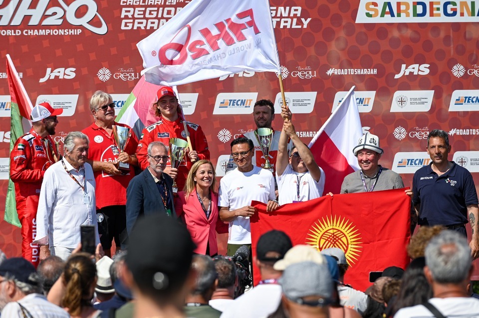 Barrel rolls galore in spectacular return of racing to cagliari gives arand the win
