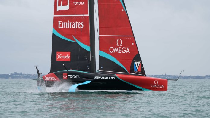 Sam Thom / America's Cup