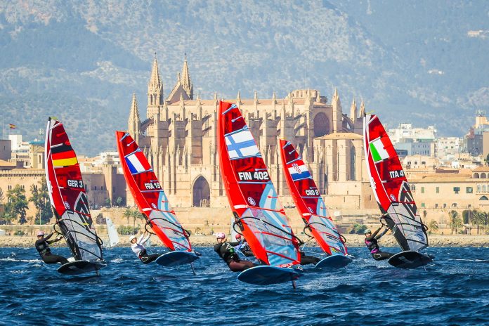 Photo credit: Foiling Week