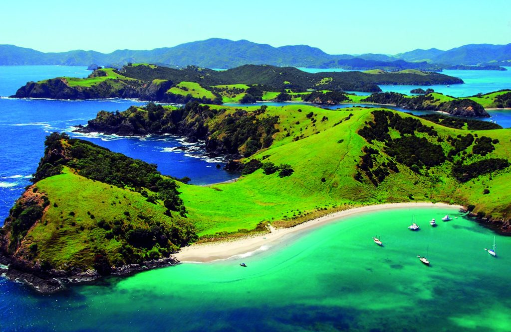 Feature - Maritimo destinations - North Island New Zealand. // Photo credit: Maritimo