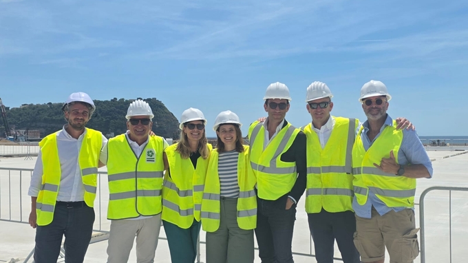 Base Construction Begins In Bagnoli For The Challenger Of Record, Gb1