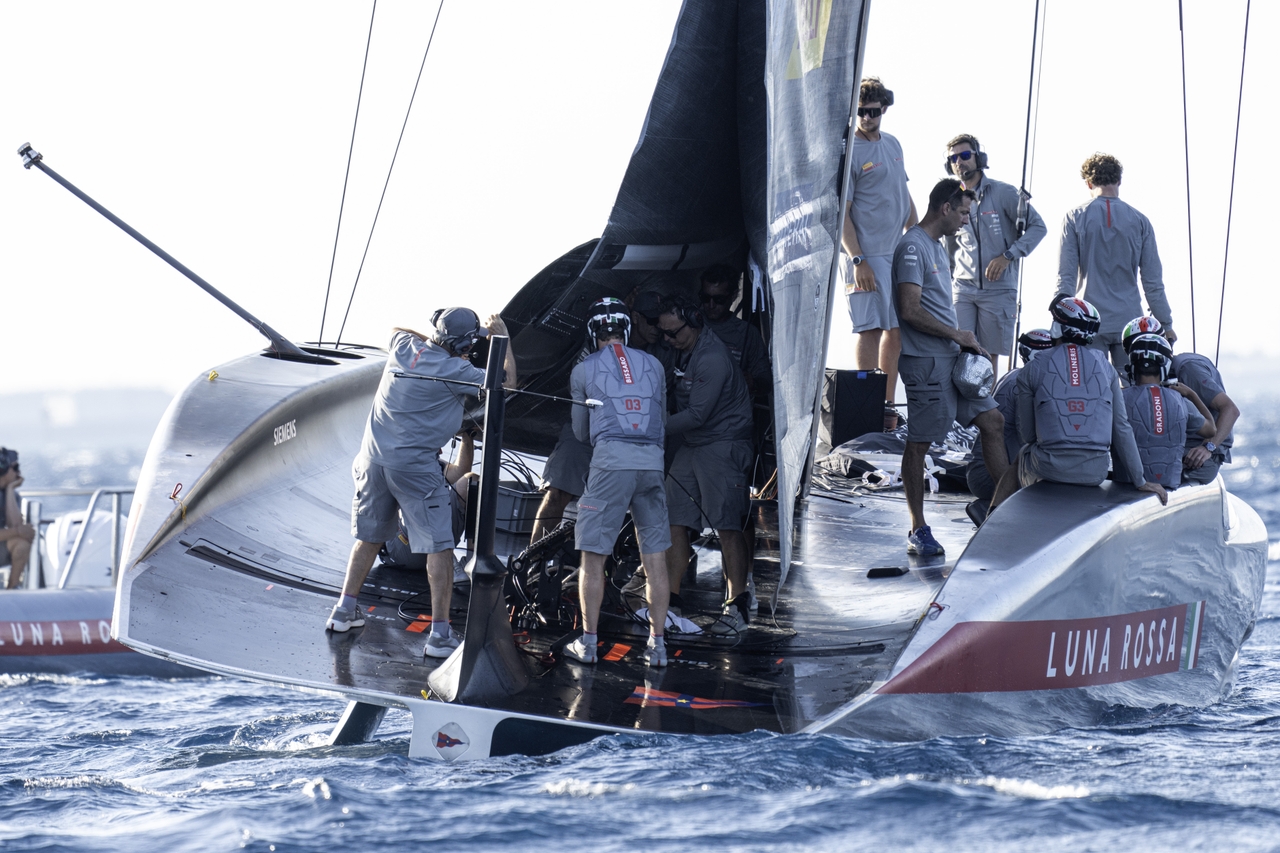 Luna Rossa Leave It Late In The Day For First Commissioning In Cagliari