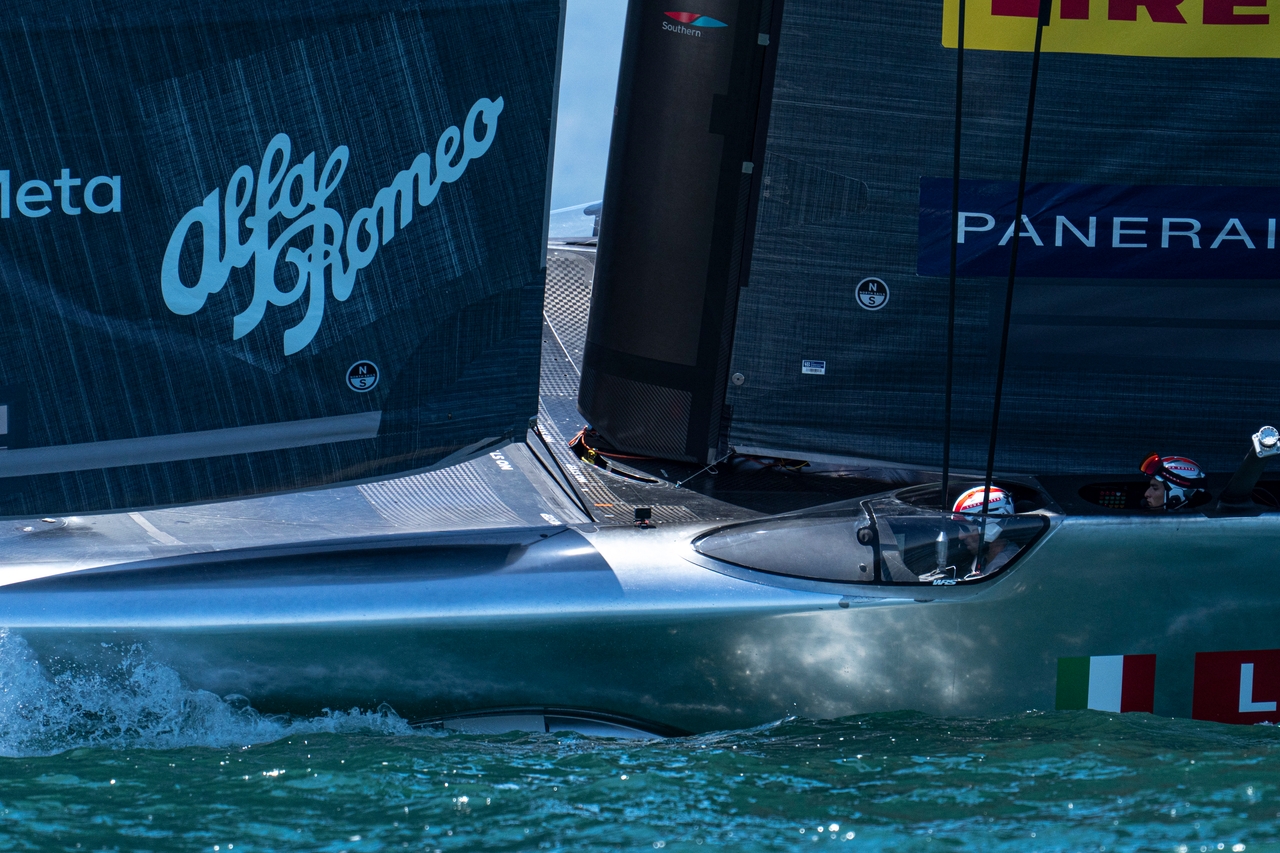 Impressive First Real Day For Luna Rossa In Cagliari