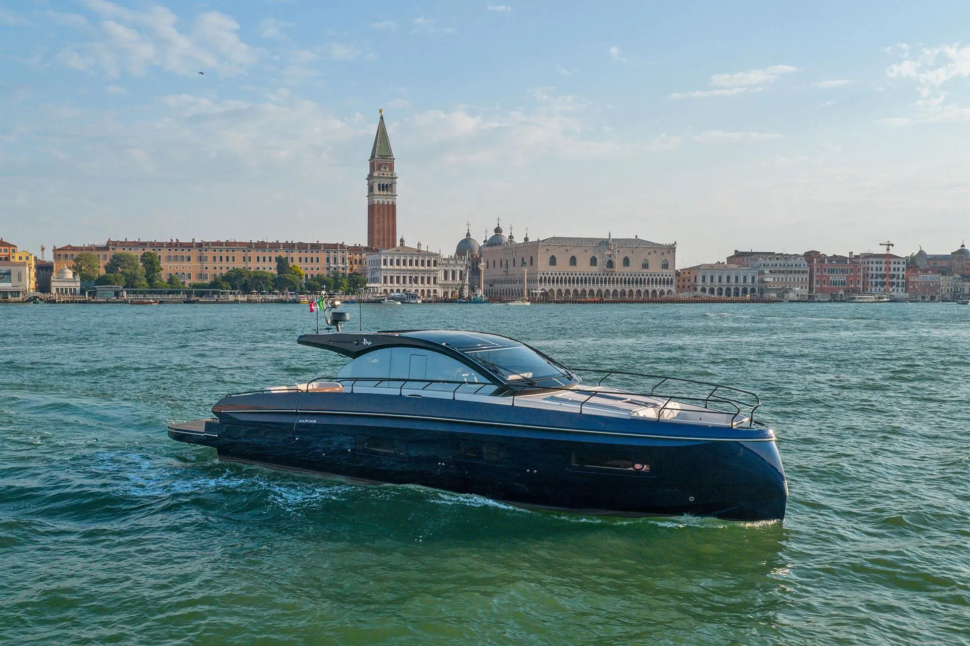 Beneteau Gran Turismo 50 Alpine, Venice debut for the new flagship Beneteau Gran Turismo 50 Alpine, Venice debut for the new flagship