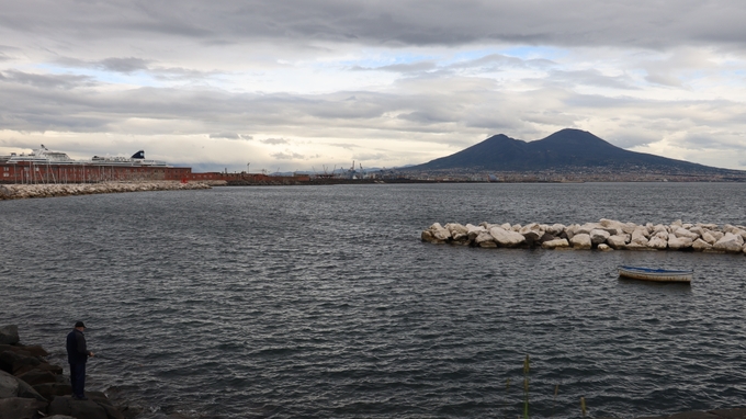 Naples, A Natural Amphitheatre For The America's Cup