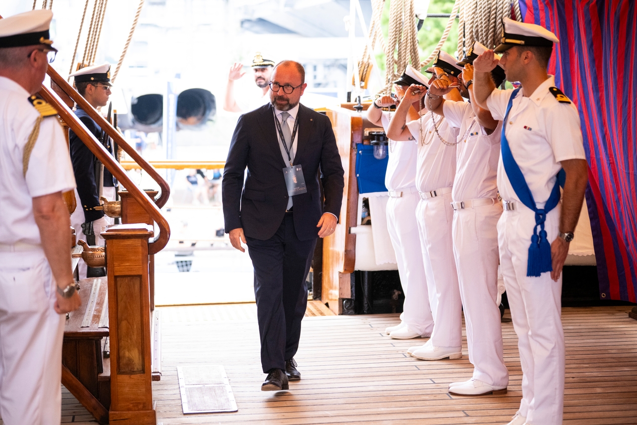 Welcoming The America’s Cup – The ‘most Beautiful Ship In The World’