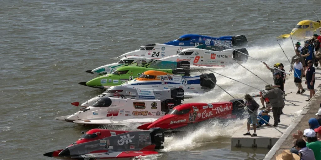 Alton Powerboat Nationals 2026: Saturday Qualifying Sets Up a Five-Way Formula 1 Title Fight Alton Powerboat Nationals 2026: Saturday Qualifying Sets Up a Five-Way Formula 1 Title Fight