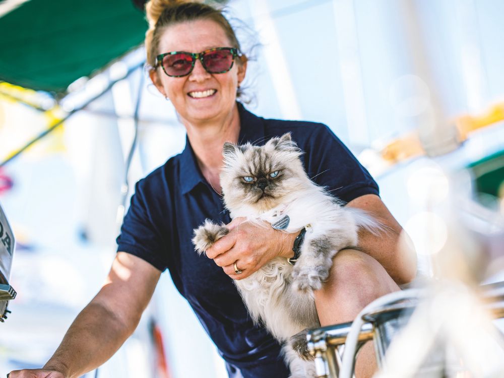 Anikka Haywood with Cappucino, a blue point Himalayan. // Photo credit: Theresa Nicholson