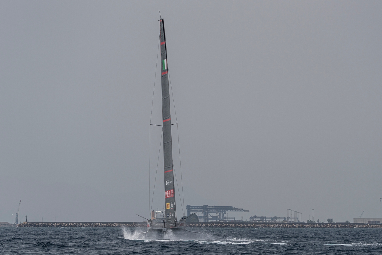 Busy Week For The Ac75 Teams Around The World