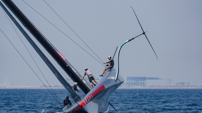 Near Capsize In Cagliari For Luna Rossa
