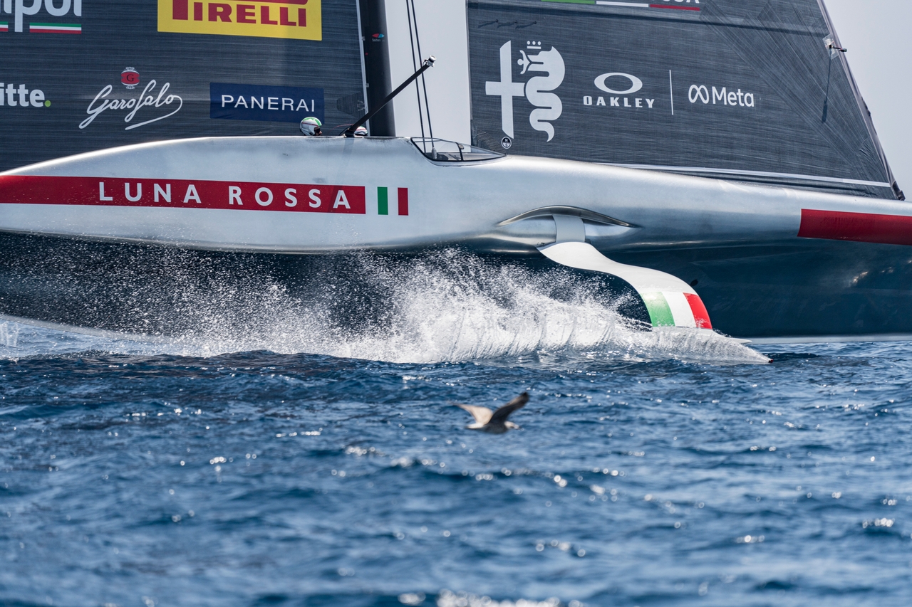 Near Capsize In Cagliari For Luna Rossa