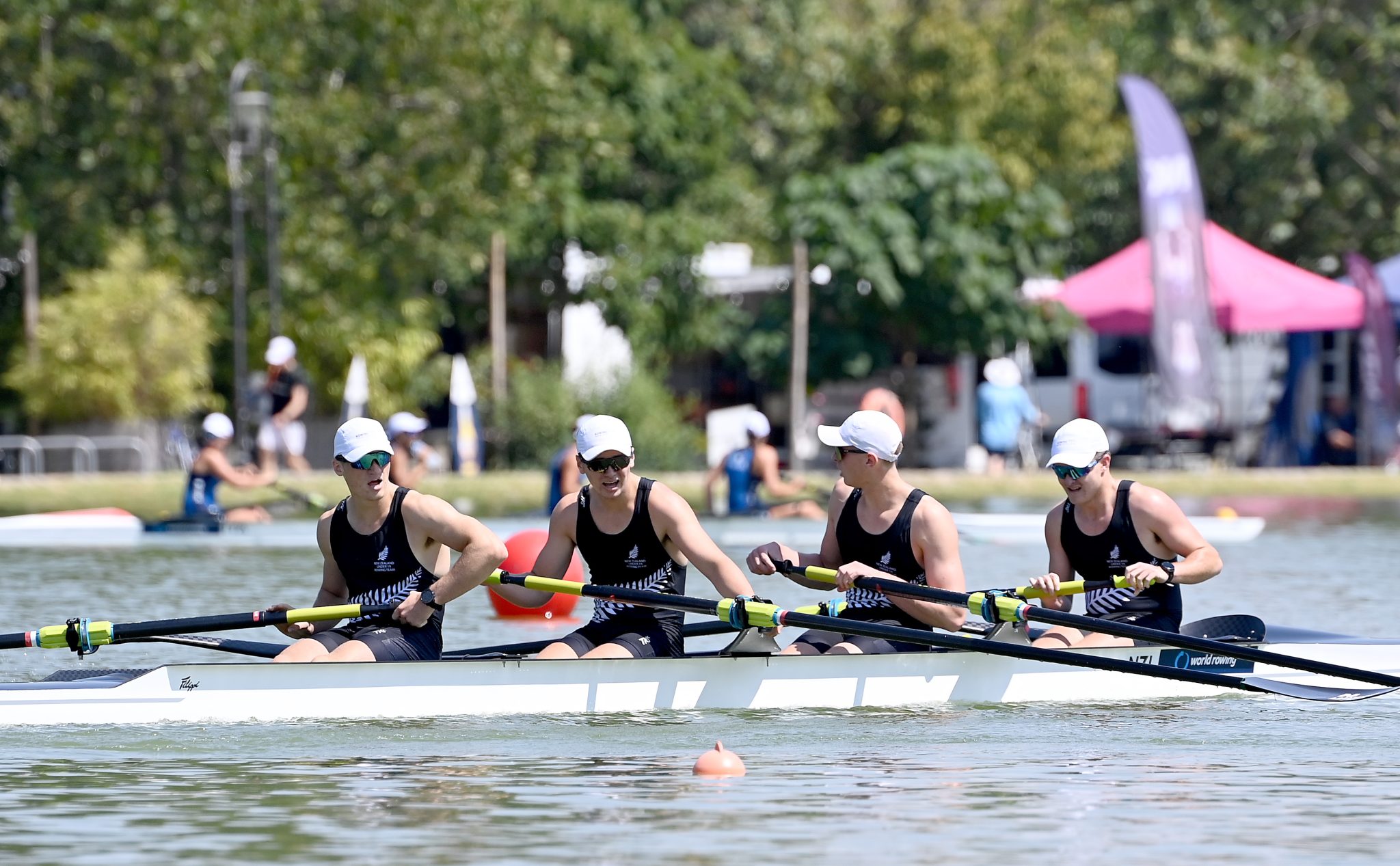 Two Kiwi crews charge into medal contention