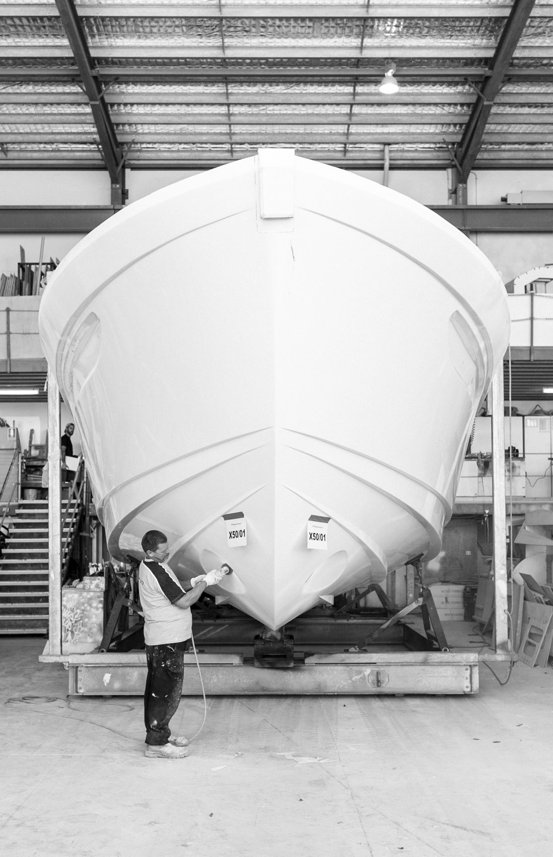 Lamination | The Art, Precision and Craftsmanship Behind Every Maritimo Hull