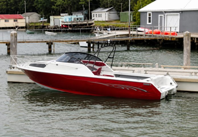 2000 Southern Boats 670 Cuddy Cabin (1) 2000 Southern Boats 670 Cabin Cuddy // Supplied