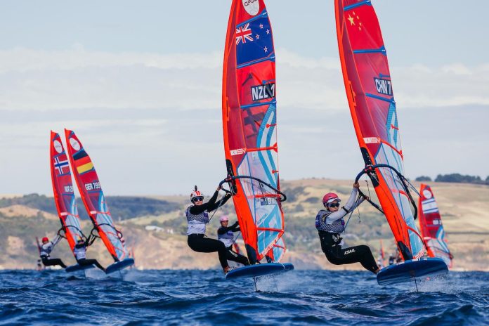 2026 iQFOiL World Championship, Day 2: Veerle ten Have leads charge as Kiwis claim five top-10 results in qualification series