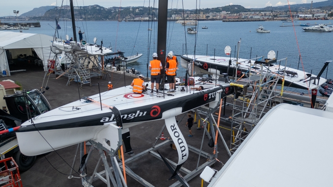 Ac40 Teams Weigh-In For Pr2 Naples
