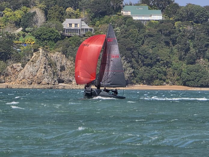 Shapeshifter takes the 2026 Burnsco Elliott 5.9 Traveller Series at Russell. // Photo courtesy Elliott 5.9 Assn