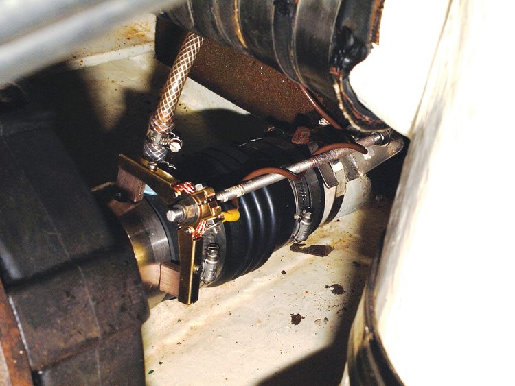 Refit the ‘Electro Eliminator’. In this case the original No. 1 Eliminator would not fit over the PSS seal, so I replaced it with the larger No. 2 and arranged for it to run on the rotor itself.