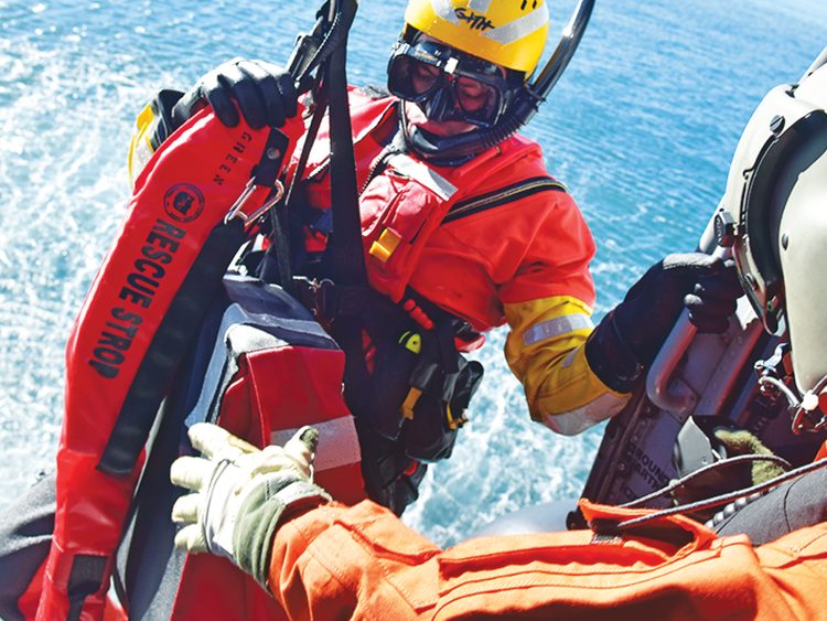 PHOTO-Coast-Guard-rescue_SARSAT-USCG-1125x534-Landscape.