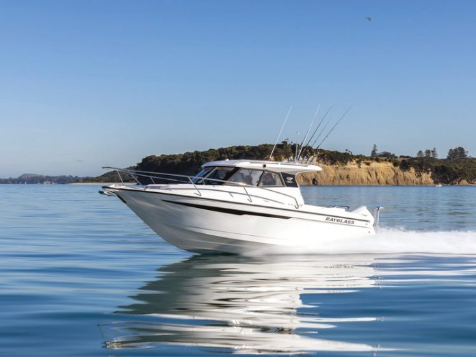 Rayglass 2400 Australian debut