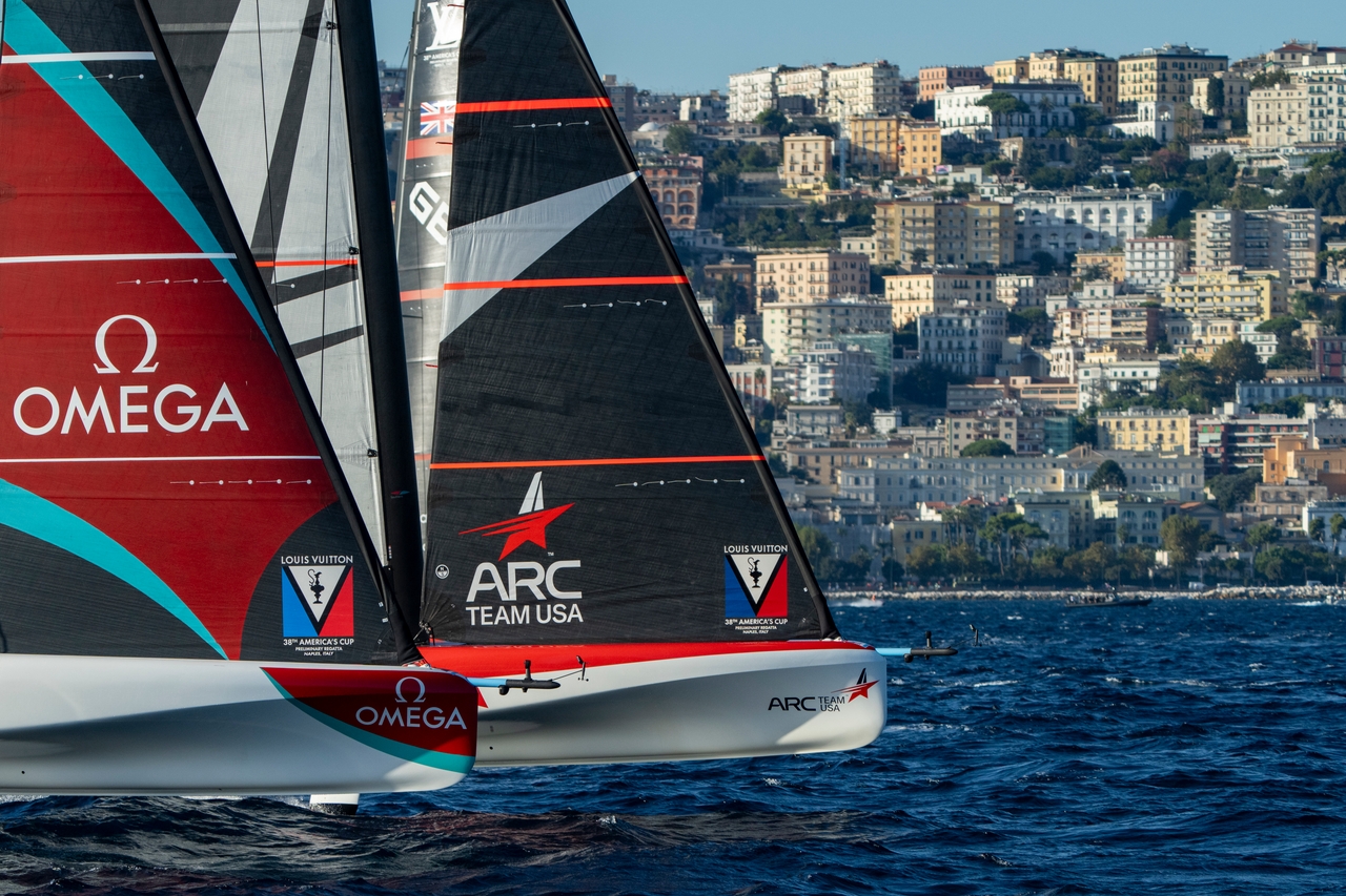 Arc Team Usa Score First But Luna Rossa 1 Shine To Lead Overnight
