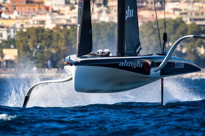 m2665_crop169014_1000x1000_proportional_179043875446BD © Samo Vidic / Tudor Team Alinghi