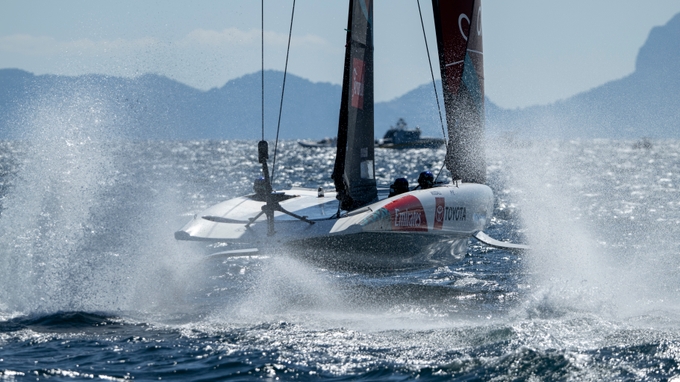 Intriguing And Outstanding Racing On The Bay Of Naples