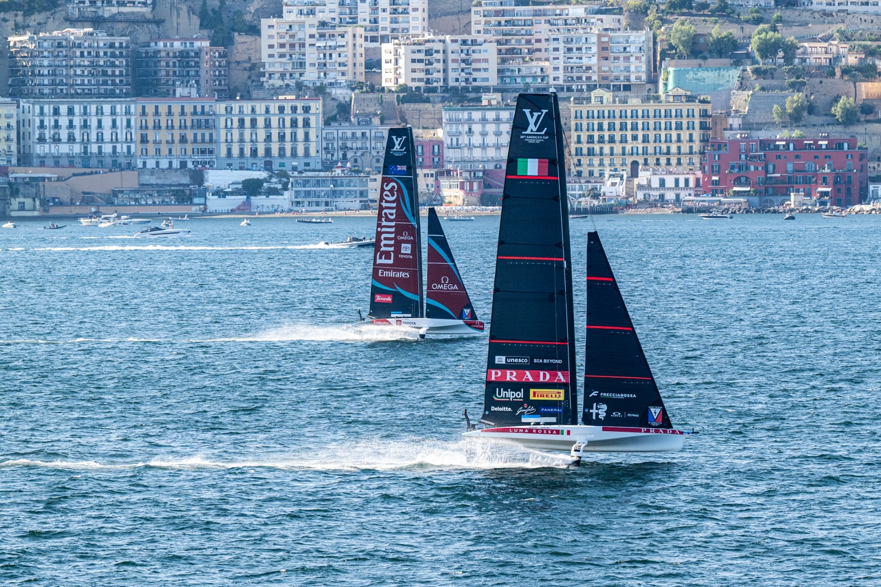 Luna Rossa Score An Outstanding Statement Win In Naples