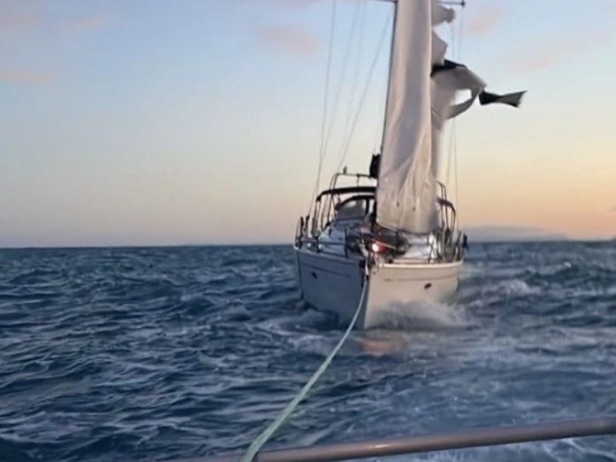 Coastguard Gisborne volunteers brought an injured solo sailor safely into port after an 11 hour rescue off Māhia Peninsula. // Photo courtesy Coastguard New Zealand