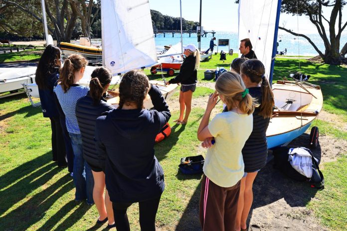 High-performance coaching clinics support the next generation of sailors