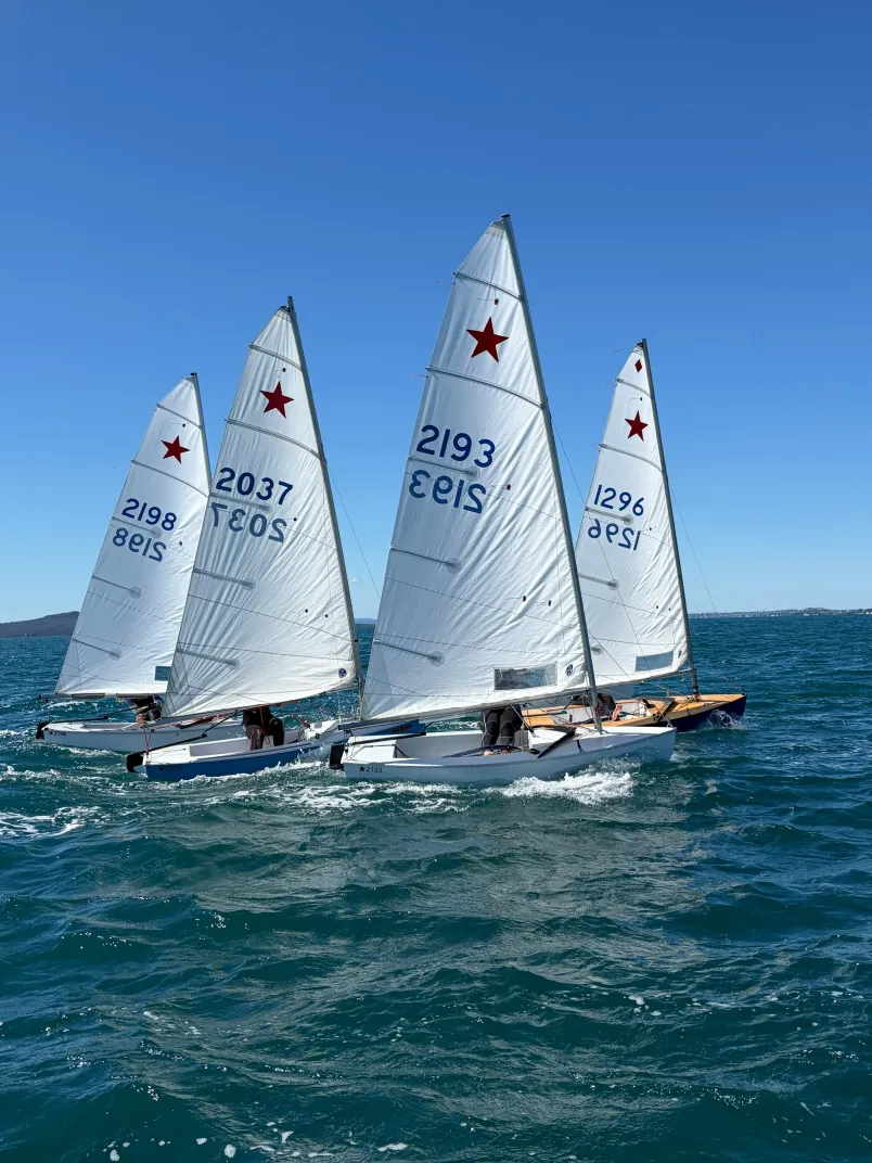 High-performance coaching clinics support the next generation of sailors